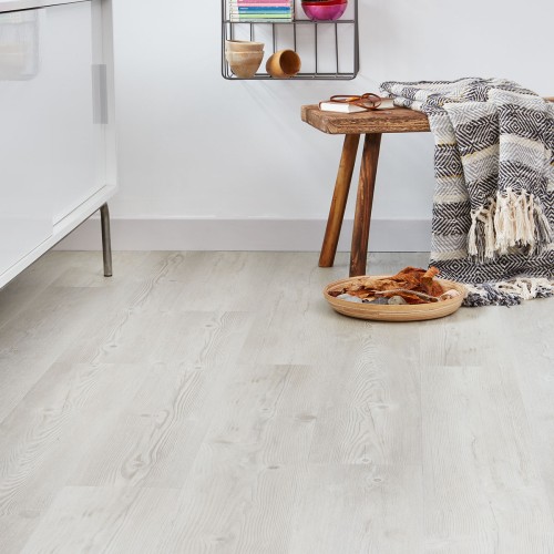 Natural Scandanavian Pine LVT 18.4x121.9cm (box of 16)