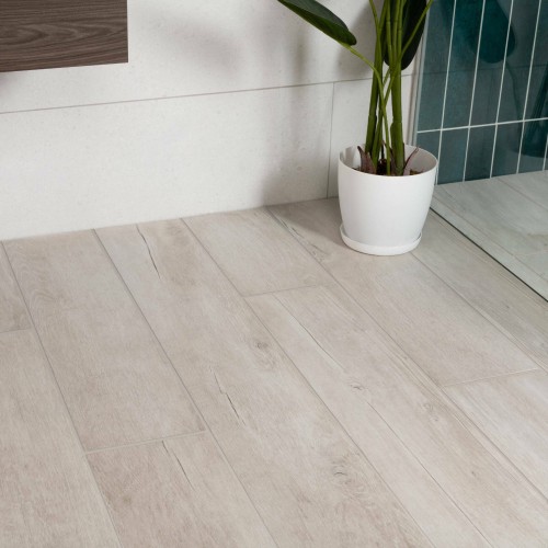 Groove White 24x151cm (box of 3)