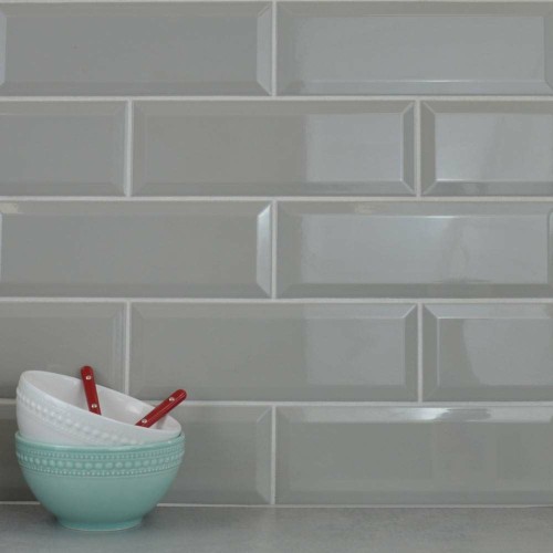 Metro W Light Grey Gloss 10x30cm (box of 34)